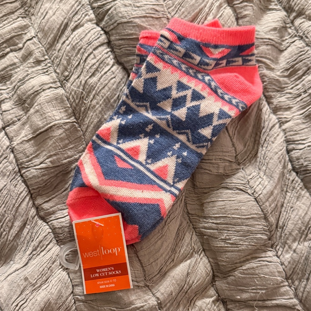 West Loop Women's Geometric Socks - Coral and Blue